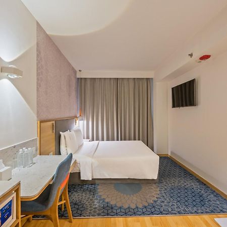 Holiday Inn Express Bengaluru Whitefield Itpl By Ihg Zewnętrze zdjęcie
